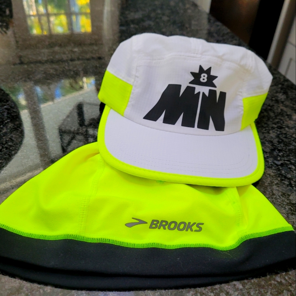 Brooks hat bundle